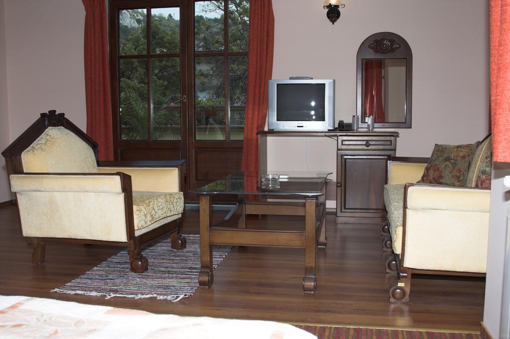 Hotel Old Times Asenovgrad Ruang foto